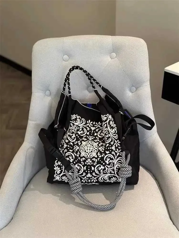 New Japanese Style Tenghua Ball Chain Embroidered Eco-friendly HandBag Nylon Diagonal Shoulder Shopping Bag Large_voghion.com