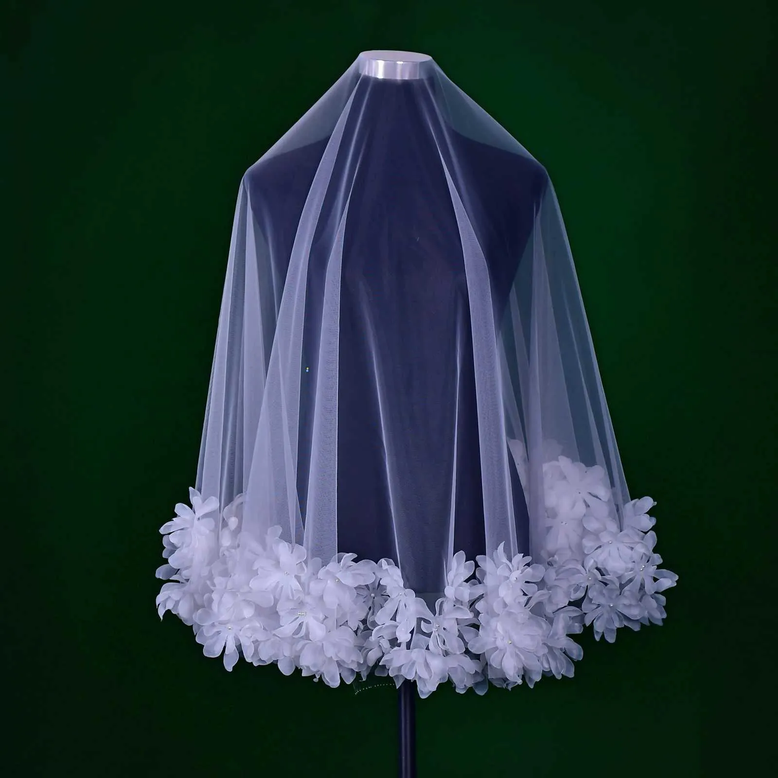 Hochzeitsschleier Kathedrallänge Mit 3d Blumen Und Haarkamm_voghion.com