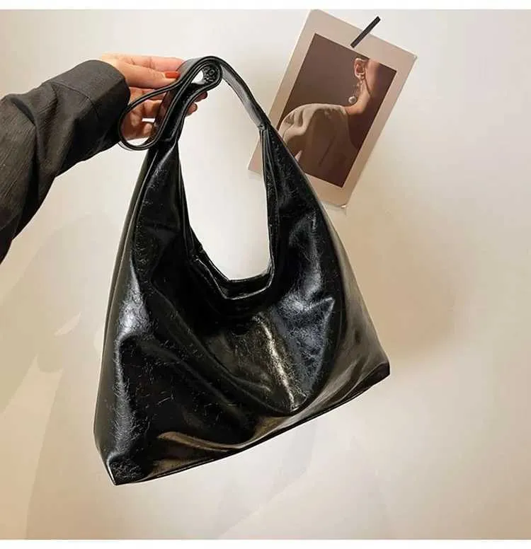 Borsa rossa di grande capacità per le donne 2024 Nuova trama retrò Borsa a tracolla singola Moda Versatile Casual Donna_voghion.com