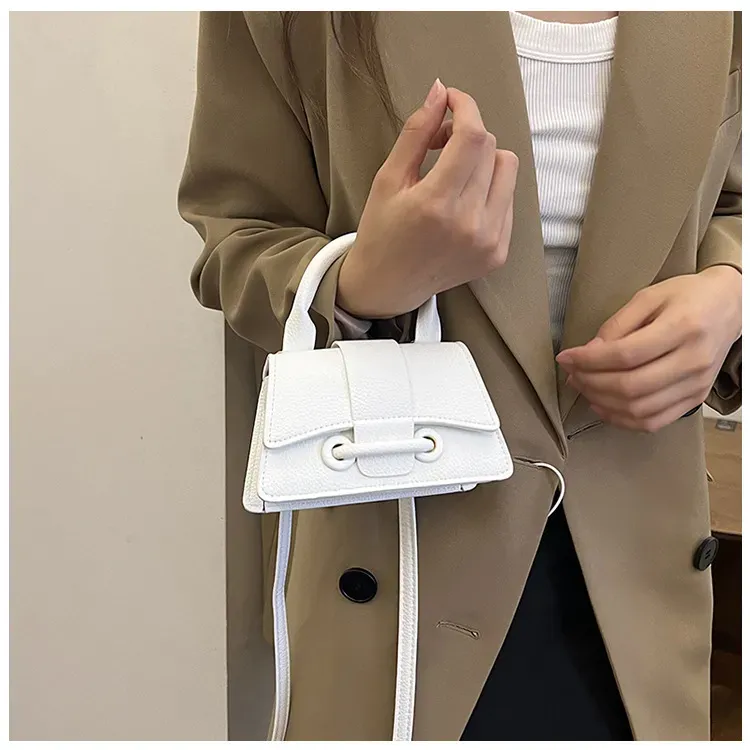 Borse a tracolla firmate 2025, nuove, da donna, con patta, alla moda, nere e bianche, quadrate, a tracolla_voghion.com