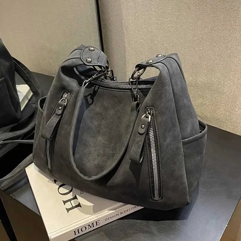 Dam Crossbody Designer Sned Kors Enkel Axelväska Stor Kapacitet Handväskor Retro Matt PU Läder HobosC241018_voghion.com