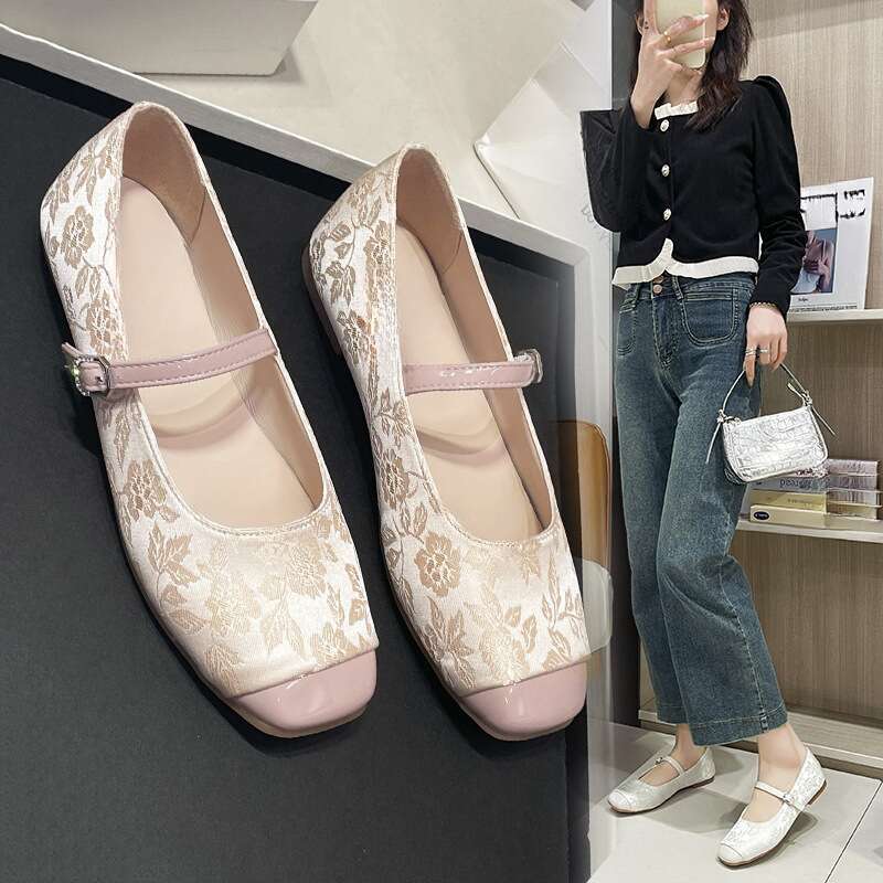 Nove kineske ženske Mary Jane proljetne cipele s debelim dnom Cheongsam ravnim potpeticama i uzorkom konjskog lica, mali mirisni četvrtasti vrh_voghion.com