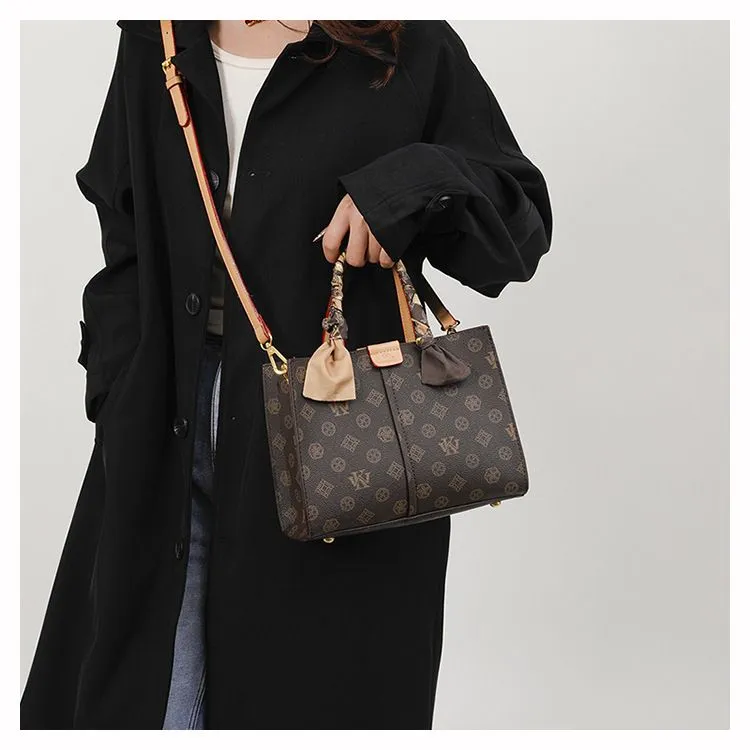 Free Shipping New Designer Shoulder Tote Bags For Womens Fashion Totes Bag Classical Handbag Messenger Fashionable_voghion.com