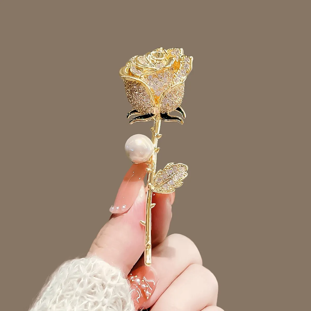 Spilla a forma di fiore di rosa all'ingrosso, alla moda, per uomo e donna, con diametro completo, decorazione per abiti._voghion.com