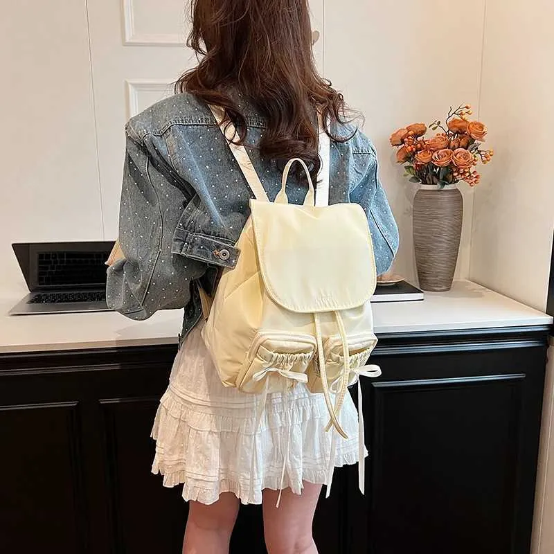 Bogen Design Frauen Kleine Nylon Rucksäcke 2024 Frühling Y2K Koreanische Mode Einfarbig Rucksack Dame Reise_voghion.com