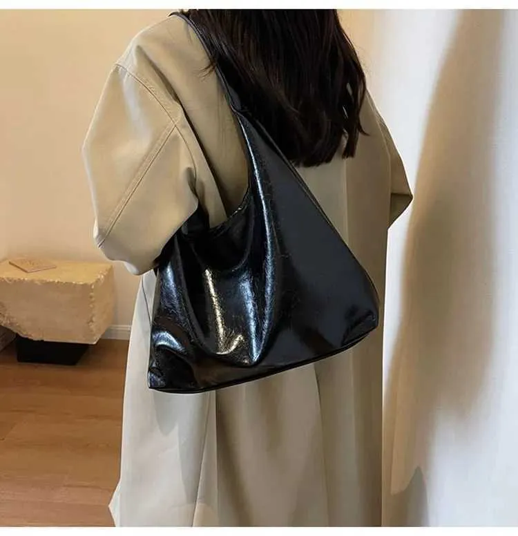 Borsa rossa di grande capacità per le donne 2024 Nuova trama retrò Borsa a tracolla singola Moda Versatile Casual Donna_voghion.com