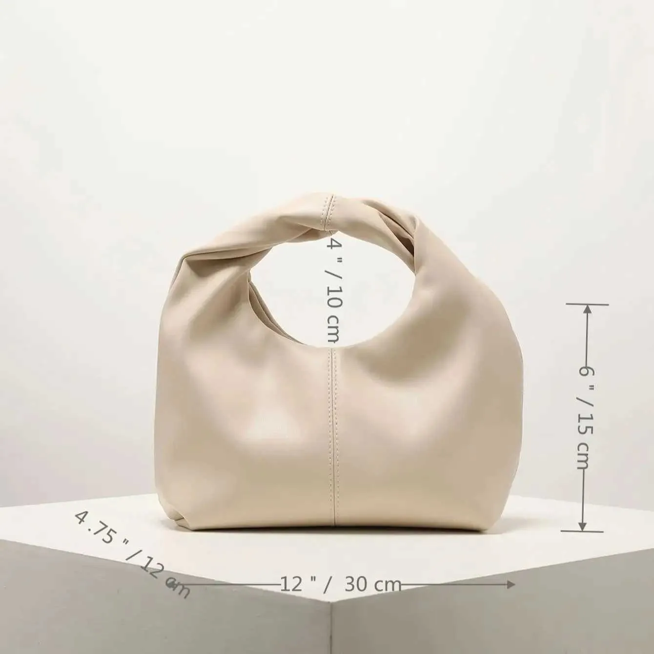 Stilvolle, quadratische Clutch mit einfarbigem Oberteil, schlicht und vielseitig, CommutC241115_voghion.com