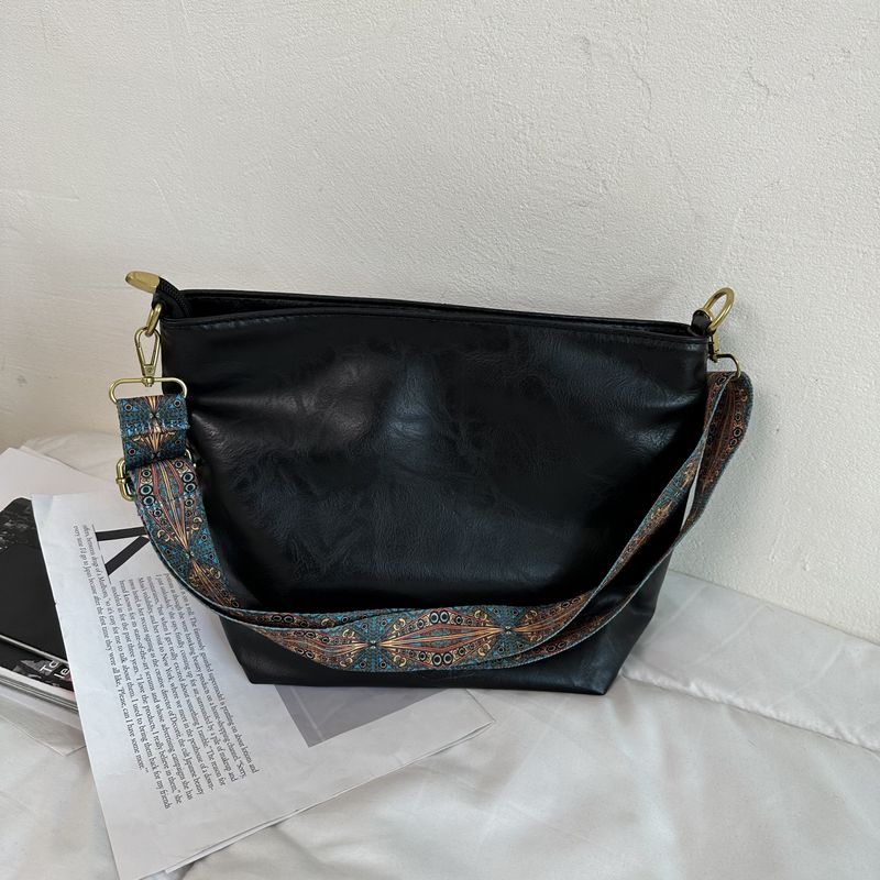 Retro-Umhängetasche für Damen, lässige mit großem Fassungsvermögen, modische Umhängetasche aus PU_voghion.com