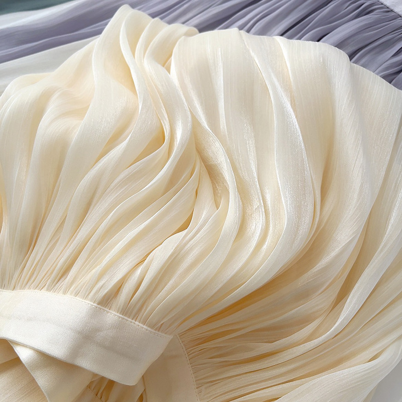 Gonna midi da donna in tessuto effetto seta; snellente e attillato, lungo e drappeggiato, abito fluido._voghion.com