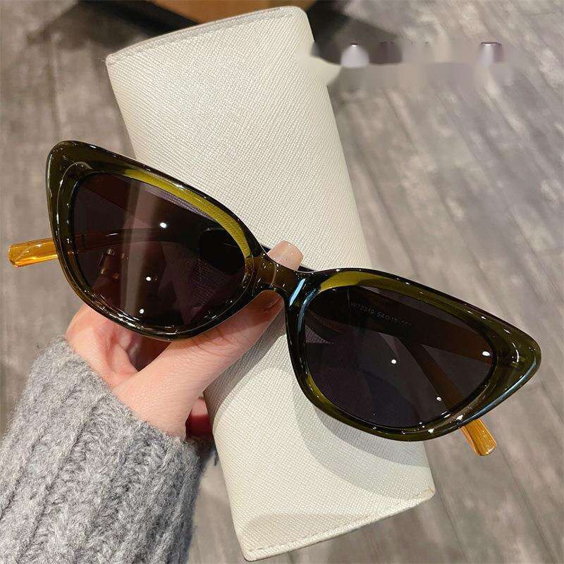 Green Same Style GM Cat Eye Small Frame Myopia For Women With Bare Skin, Thin Face, Anti UV Polarized_voghion.com