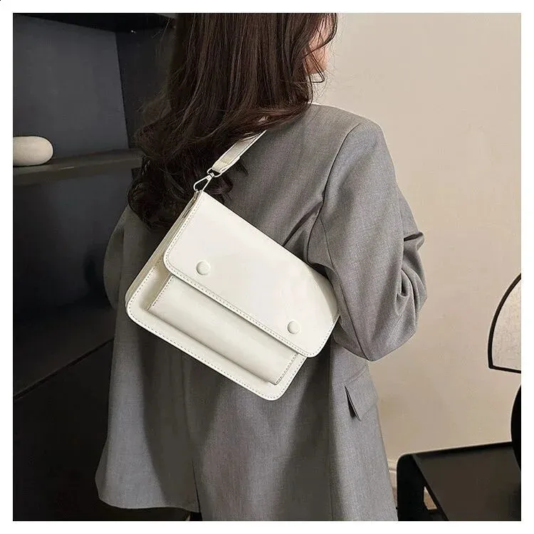 Mode für Damen, quadratisch, 2024, PU-Textur, Schultertasche, einfache schräge Span-Tasche für Damen 240816_voghion.com