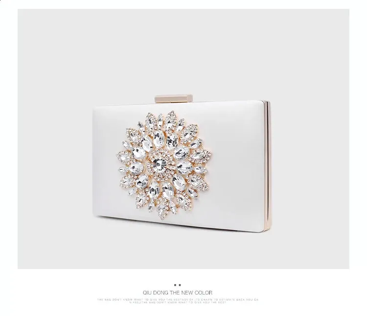 Borsa bianca da sposa pochette da sera da sposa cristallo estate per le donne piccole borse a tracolla 240819_voghion.com