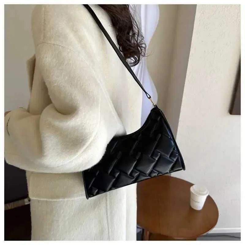 Sac à main à bandoulière rétro à la mode pour femmes avec broderie dia Sac à main simple de créateur à aisselle Pochette à fermeture éclair de couleur unie_voghion.com