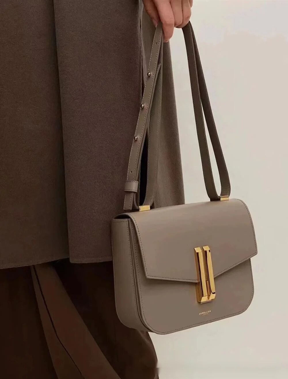 Demellier – petit sac carré en cuir tofu pour femmes, design de niche britannique, texture de qualité supérieure, bandoulière simple, petit sac carré_voghion.com