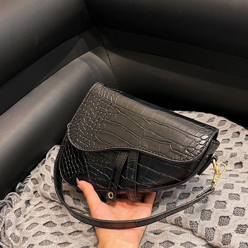 High-End-Tasche für Frauen 2023 neue Mode Schulter Messenger Handtasche Krokodilmuster große Kapazität Außenh_voghion.com
