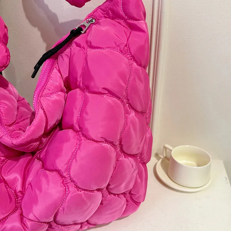14barevná nylonová prošívaná taška s uzlovým ramenním popruhem, kabelka, velká kapacita, crossbody taška, dámské psaníčka 240823_voghion.com