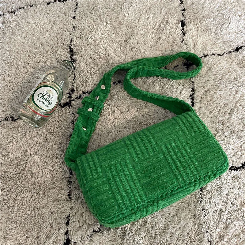 Grüne Handtuch Stoff Handtaschen und Geldbörse Designer Crossbody Mode Kissen Taschen für Frauen Schulter Tasche Damen Tote Clutch_voghion.com