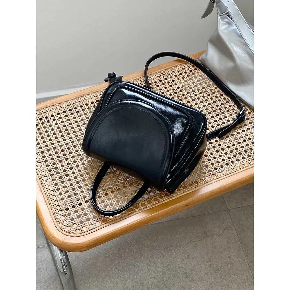 Elegante zaino nero da donna in pelle solida con patta, grande capacità, borsa da viaggio con manico, college, pu_voghion.com