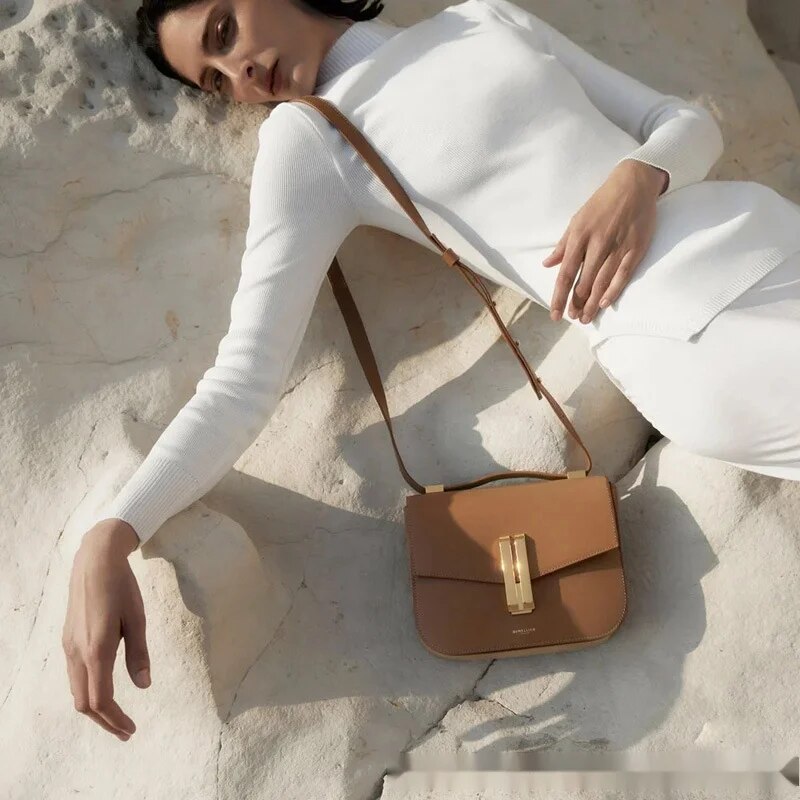 Demellier – petit sac carré en cuir tofu pour femmes, design de niche britannique, texture de qualité supérieure, bandoulière simple, petit sac carré_voghion.com