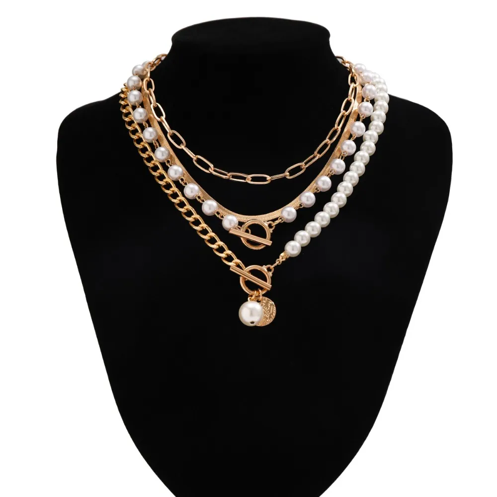 Perlenkette Mit Barockperlen Und Modischer Kettenschichtung_voghion.com