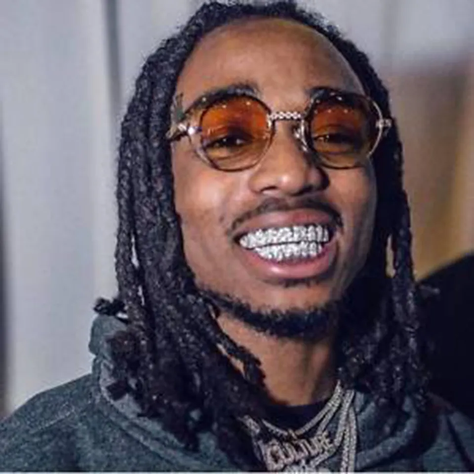 Oikea kulta Vampire Teeth Fang Grillz Punk Hip Hop CZ Cubic Zirkonia Poker Kirjaimet Iced Out Dia Grillit Hammasraudat Hammassuojat_voghion.com