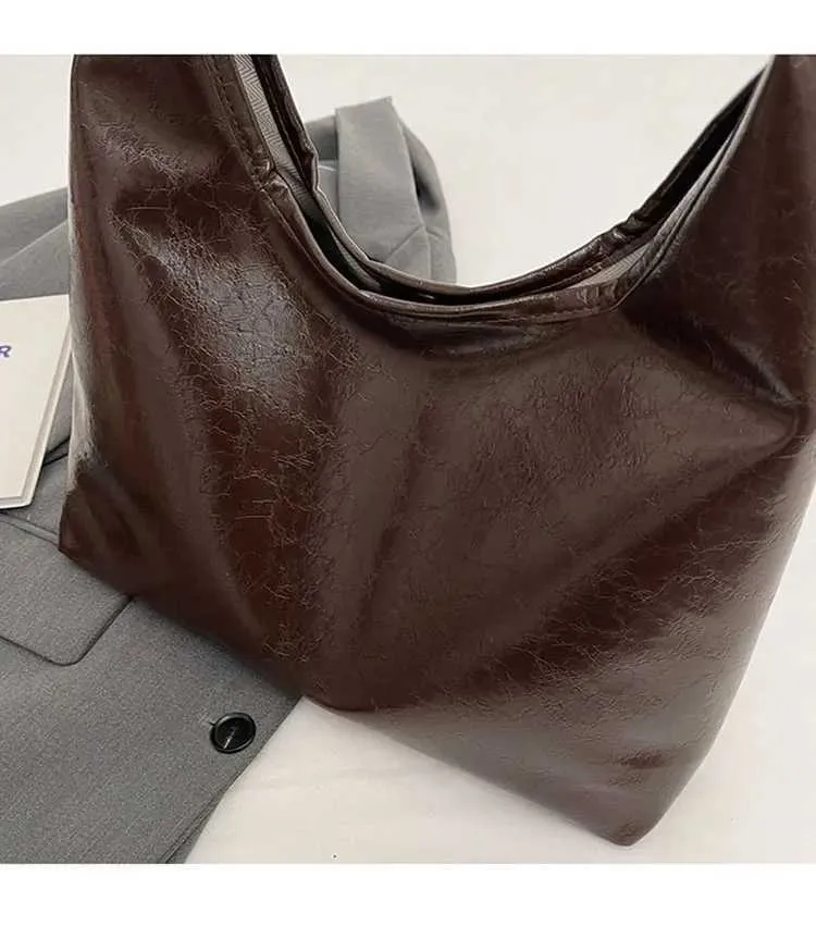 Borsa rossa di grande capacità per le donne 2024 Nuova trama retrò Borsa a tracolla singola Moda Versatile Casual Donna_voghion.com