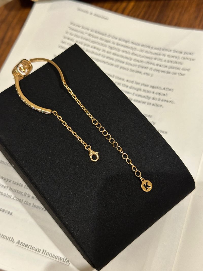 Pulsera asimétrica de corazón con perla para mujer_voghion.com