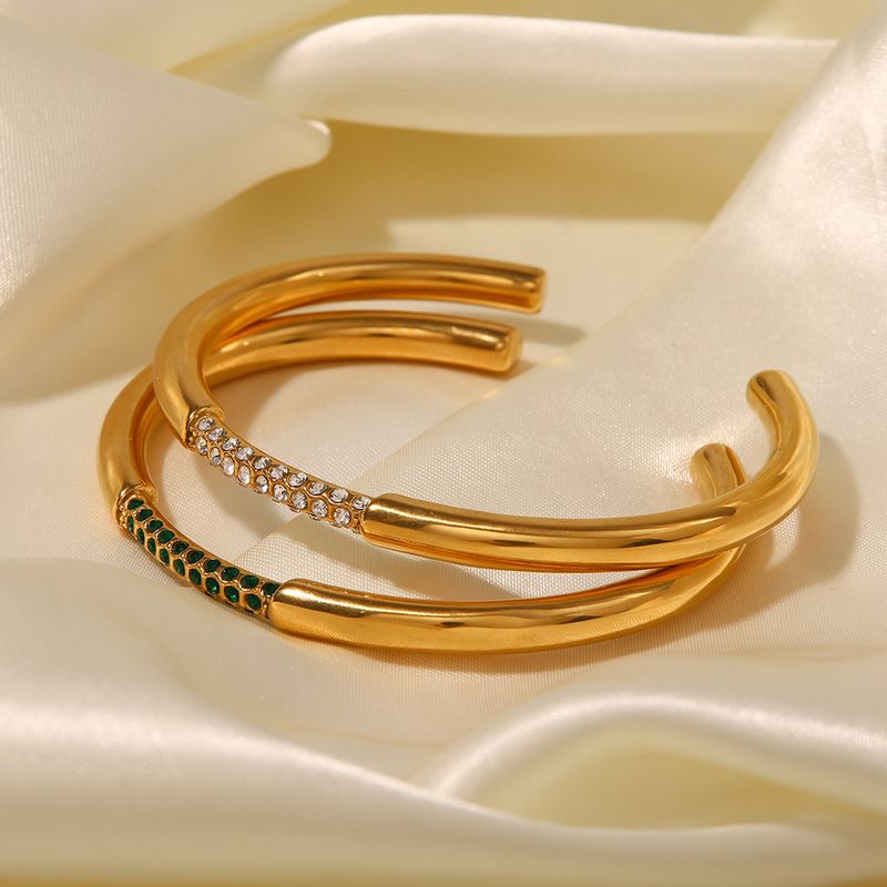 INS Internet Celebrity Design Guld Rostfritt Stål Inlagt Grön Dia Öppning Vakuum Elektropläterat Trendigt Armband_voghion.com