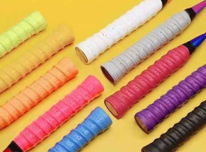 【 Kaaft kréien 1 gratis 】 102c Badminton Kiel Hand Gummi Tennisracket Perforéiert Atmungsaktiv Schweessband Grëff Opwéckelband_voghion.com