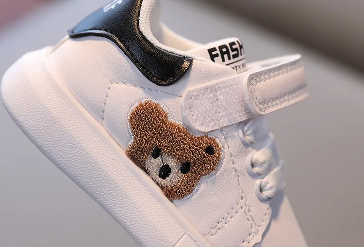 2025 New Kids shoes for leather Outdoor Running youth basketball sneakers black white veet Thick soled flat Height_desvips.com