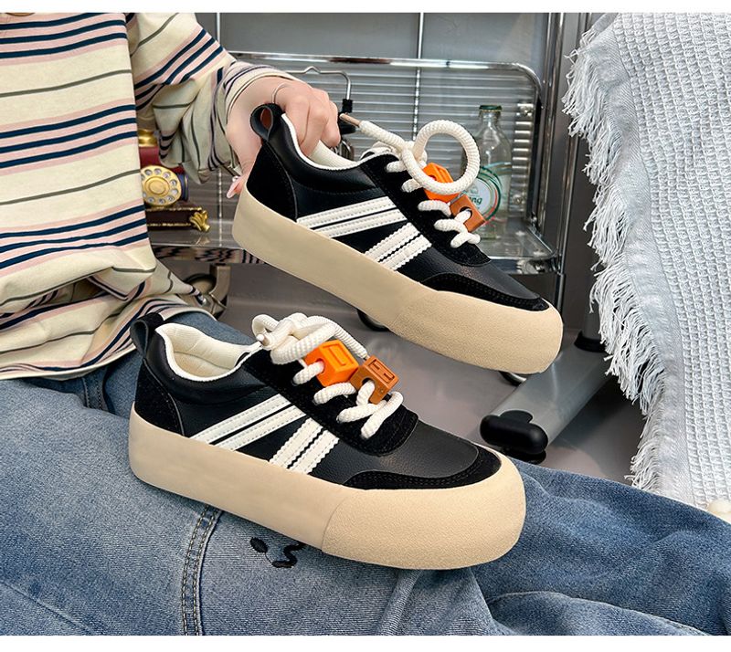 Ragazza vigorosa, versatile, con suola spessa, allenamento tedesco, piccola tavola bianca, scarpe sportive Instagram primavera 2024 da donna_voghion.com