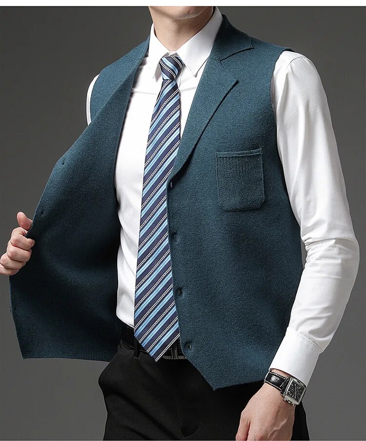 Level 4 Super Anti-pilling Top Grade Pleuche New Autum Lapel Fashion Brand Knit Cardigan Casual Korean Sweater Vest_voghion.com