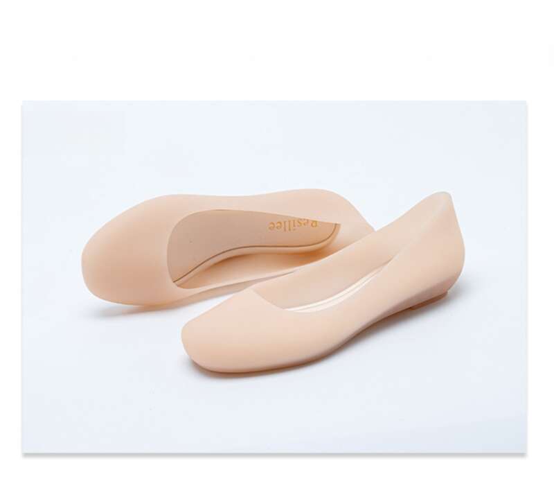 2025 Summer New Flat Heel Jelly Sandals Outdoor Lightweight Beach Single Layer Plastic Waterproof Shoes_voghion.com