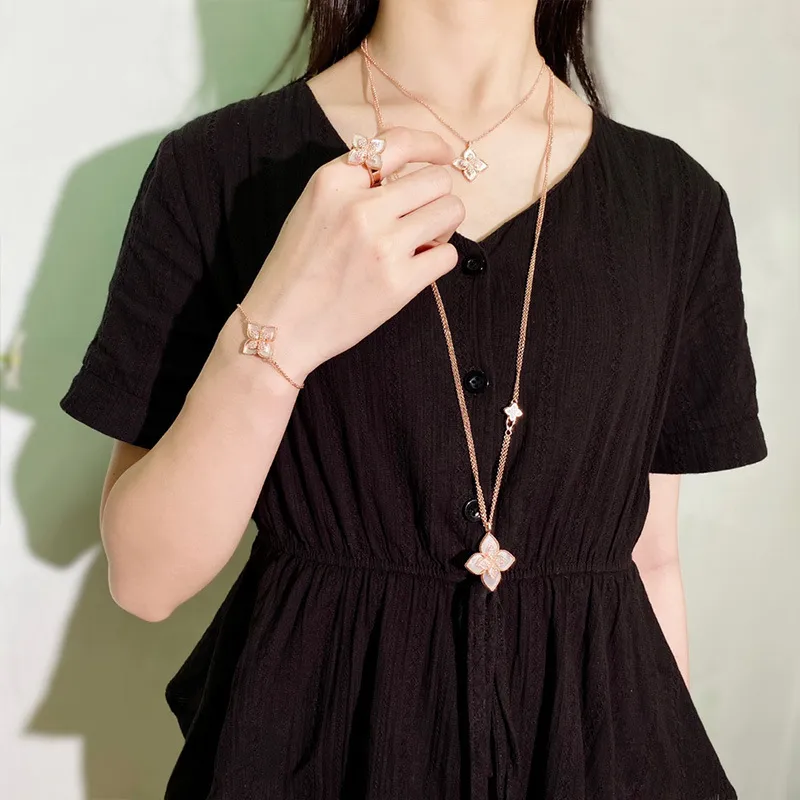 marchio clover designer collane con ciondolo per donna oro argento dolce 4 foglie fiore doppia fila elegante collana maglione_voghion.com