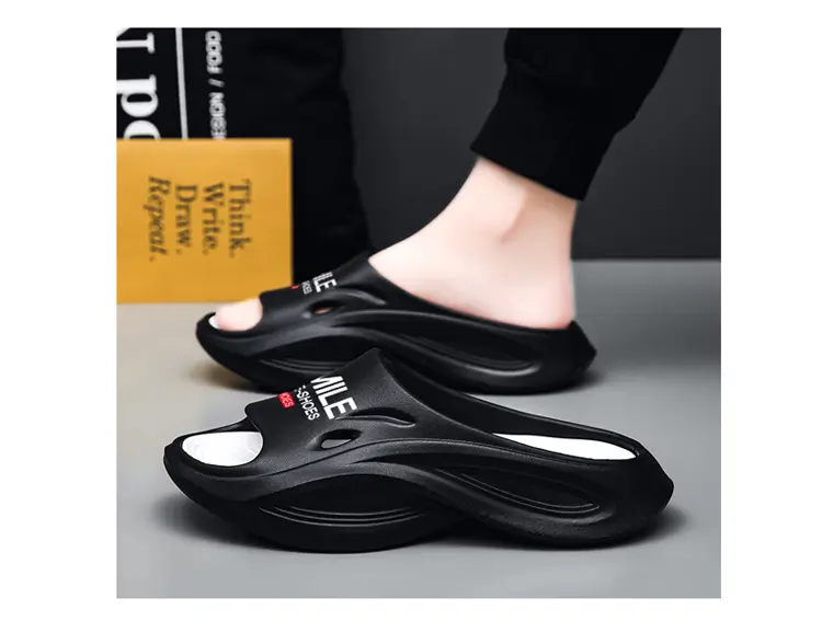 Outer Slippers Beach One Word Non-slip Wading Large Size Cool Slippers_voghion.com