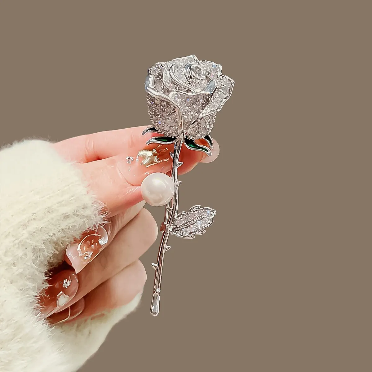 Spilla a forma di fiore di rosa all'ingrosso, alla moda, per uomo e donna, con diametro completo, decorazione per abiti._voghion.com
