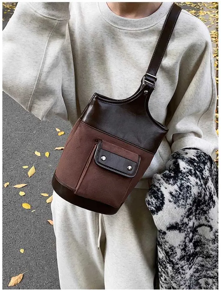 Borsa a tracolla in pelle scamosciata alla moda con toppa in PU per donna, colore a contrasto, casual, grande capacità, tracolla per la spesa da donna_voghion.com