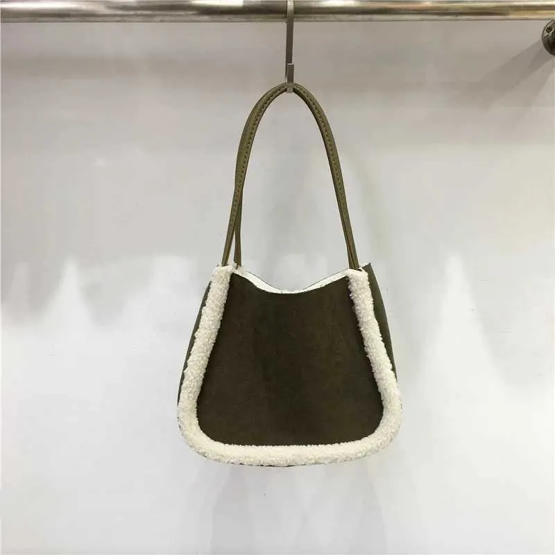 Large Capacity Lambs Wool Contrast Color Square Single Shoulder Bags 2024 Autumn Winter New Women Suede Handle_voghion.com