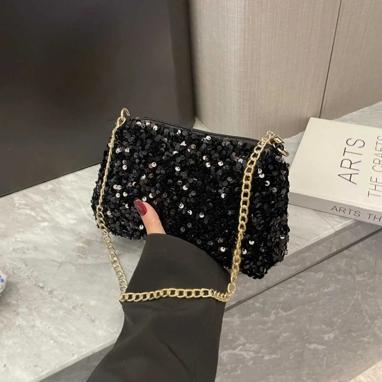 Sac à bandoulière à chaîne simple INS couleur unie paillettes sac à bandoulière portefeuille mobile sac à main de nuit Y241019_voghion.com