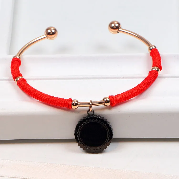 Charm Bracelet For Women Titanium Steel Classic Bangle Jewelry_voghion.com