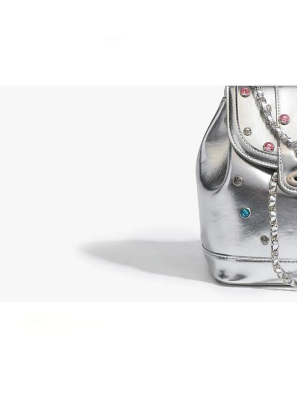 2025Fashion Colourful Diamond Chain Large Capacity Bucket Backpack_voghion.com