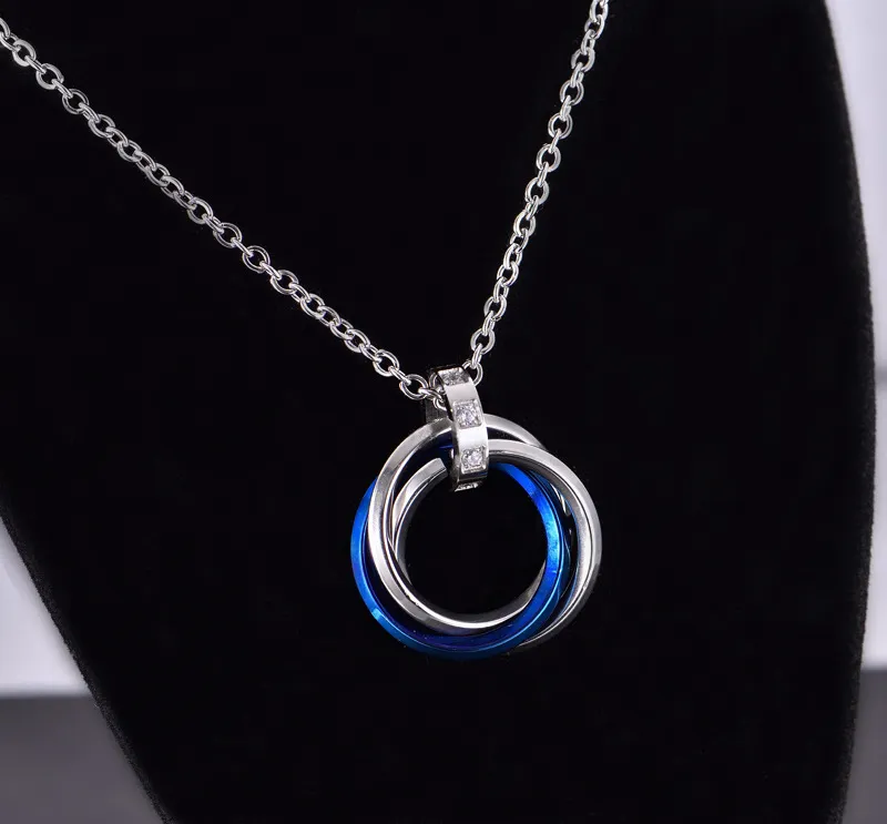 Interlocking Circle Pendant Necklace Stainless Steel Geometric_voghion.com