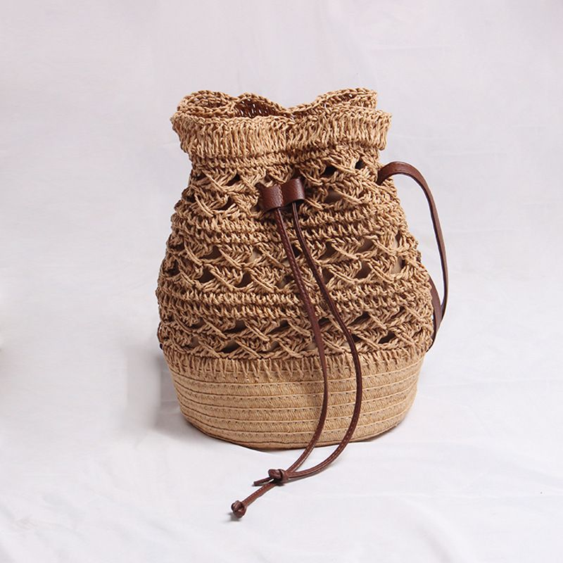 2024 Neue Strohtasche im koreanischen Stil mit hohler Blume, handgefertigte gewebte Tasche, tragbare Schultertasche für_voghion.com