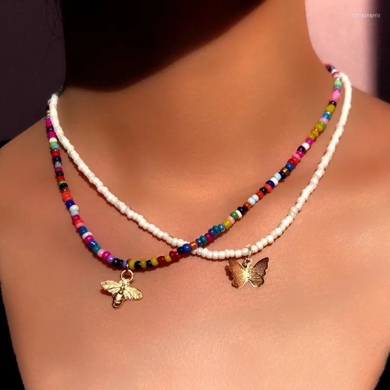 Collane con ciondolo 2 pezzi/set collana con perline a forma di farfalla e ape in oro per donna filo di perline di semi acrilici bianchi colorati_voghion.com