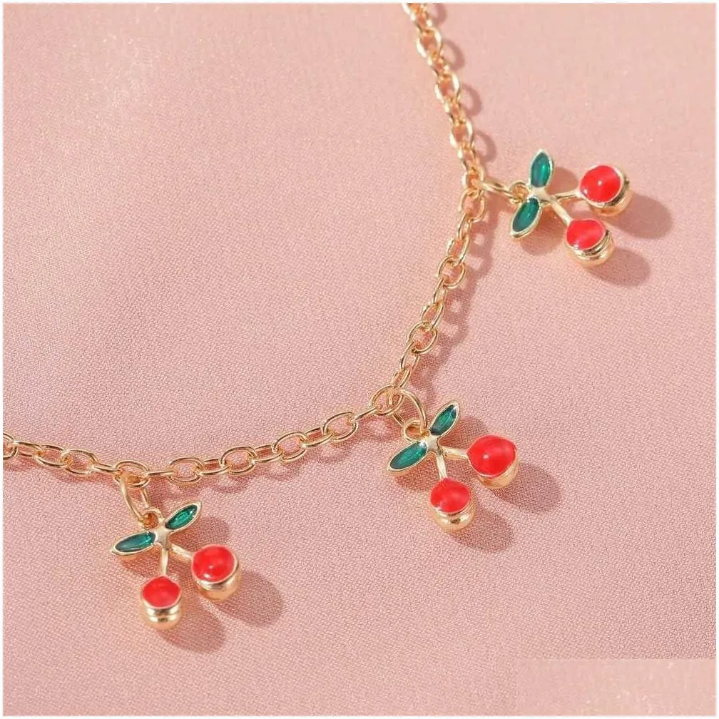 Bracciale con ciondolo ciliegia per donna oro regolabile_voghion.com