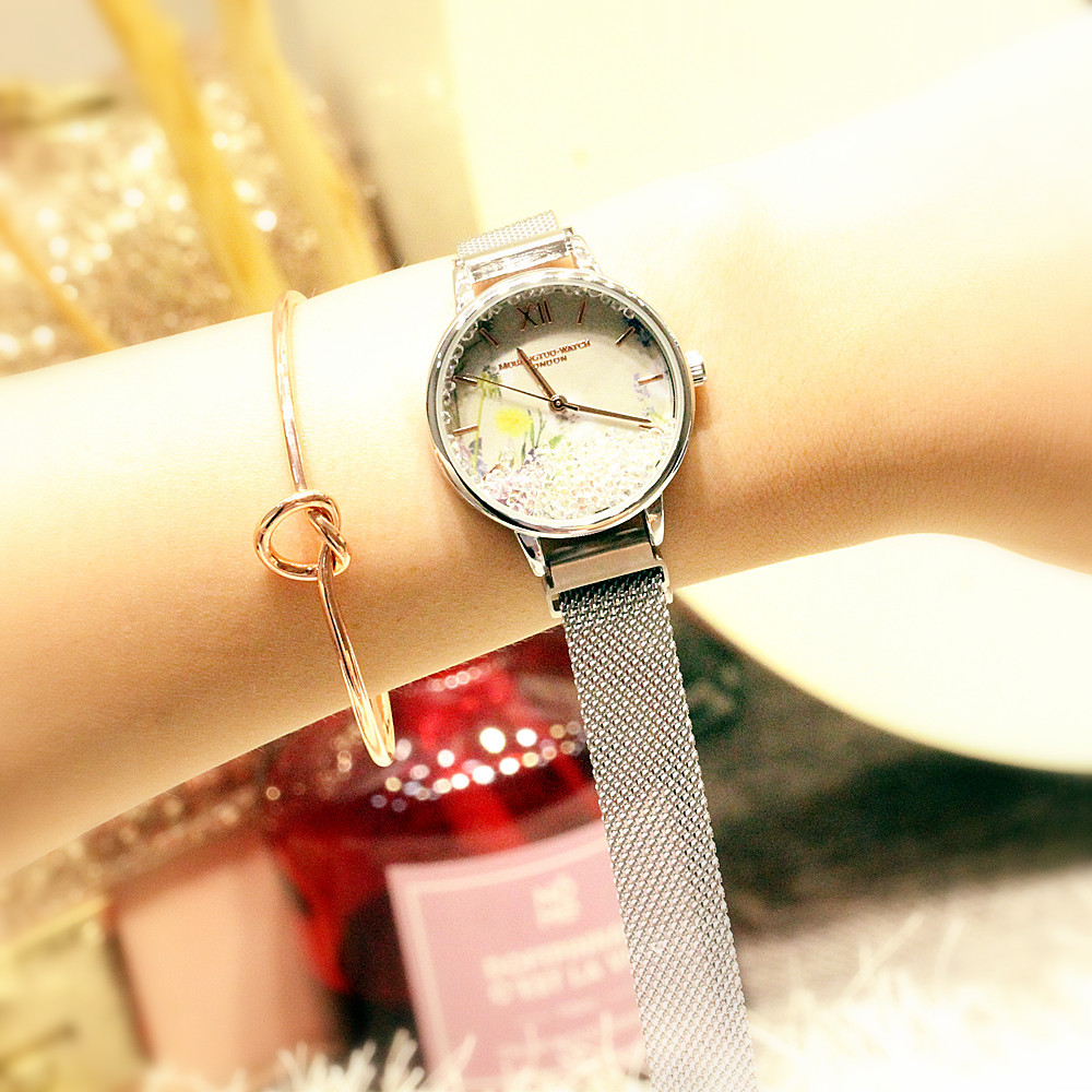 Orologio al quarzo da studente con cintura magnetica in rete da donna di tendenza moda 2024_voghion.com