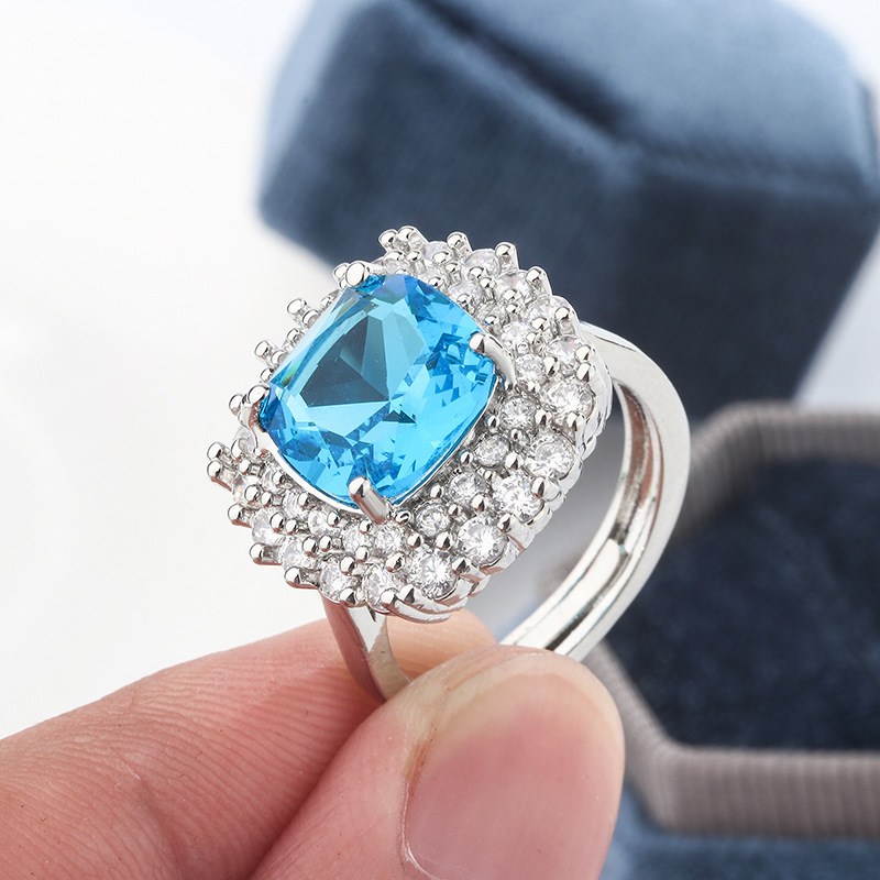 Neue retro temperament ring weibliche simulation voller diamant saphir ring licht luxus aquamarin zirkonia_voghion.com