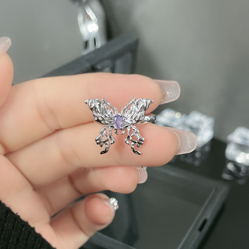 Irregular shaped butterfly opening ring for female niche design, light luxury, sweet and cool fashion, personalized_voghion.com