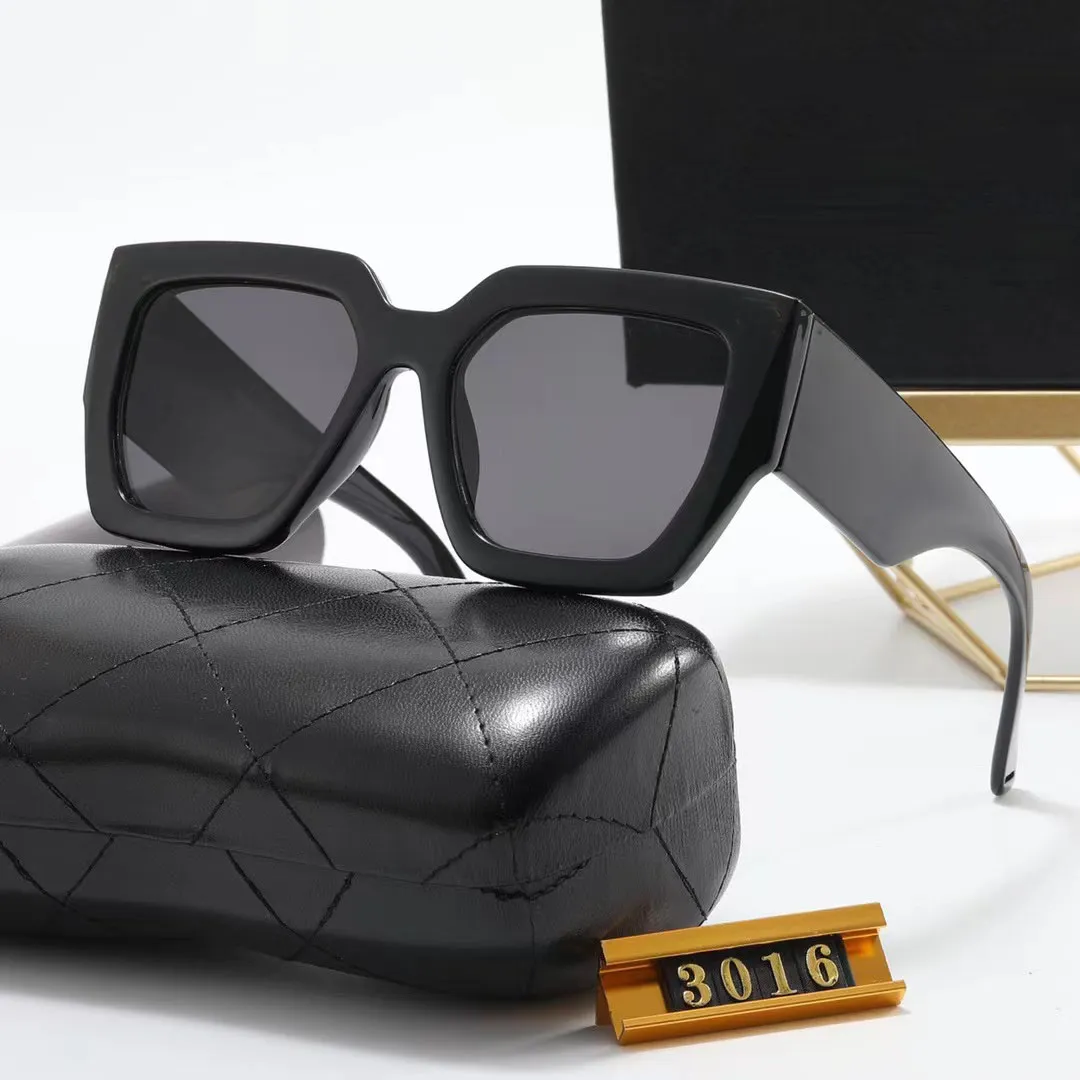 pour femmes lunettes de soleil design hommes Montures de lunettes de soleil modernes noir Beige grand carré cadre complet Lunettes en résine lunettes d'extérieur UV_voghion.com