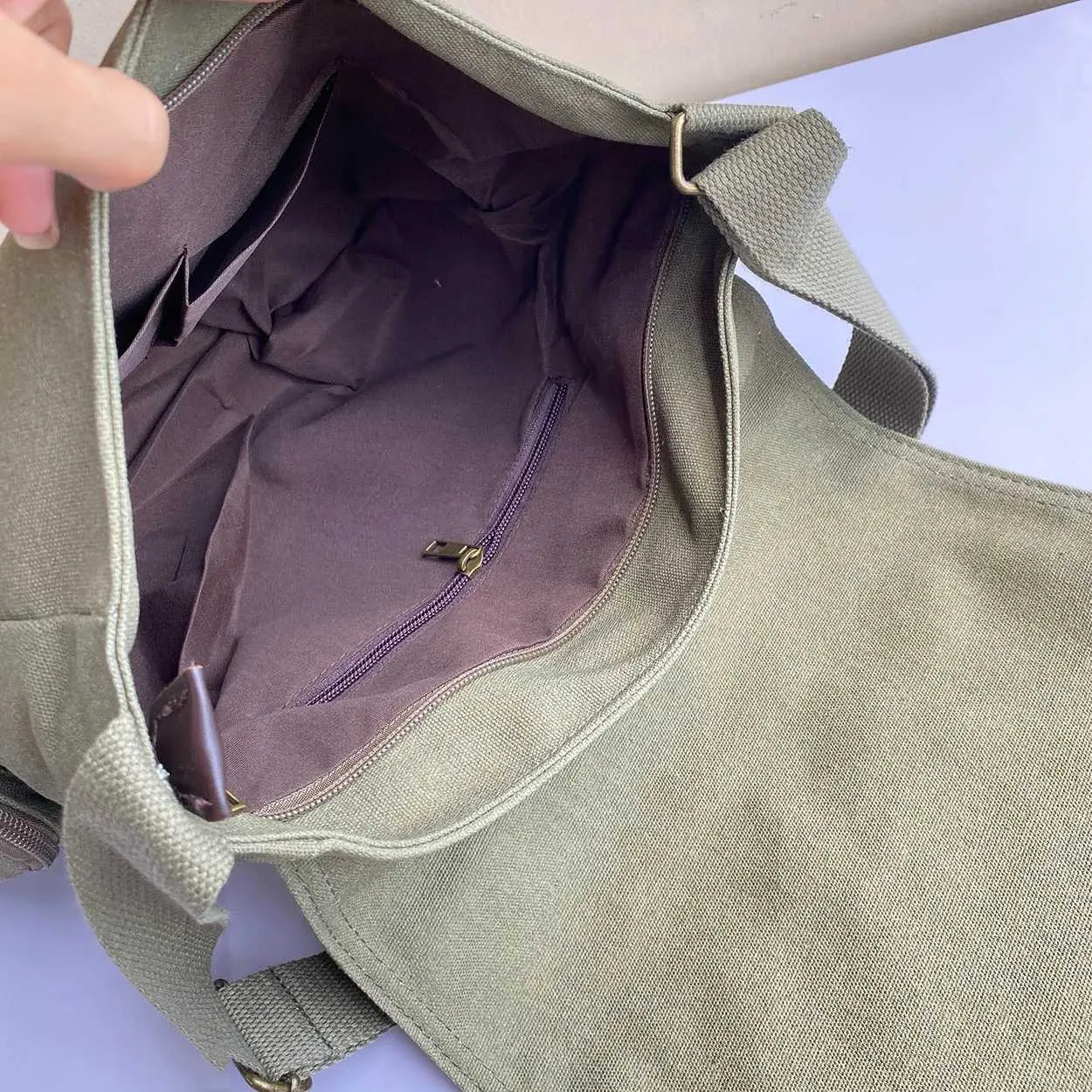 Canvas Shoulder Bag For Men Retro Style Lightweight Crossbody Bag_voghion.com